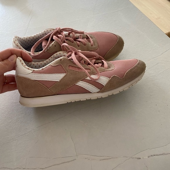 Reebok Sneakers - Picture 2 of 3